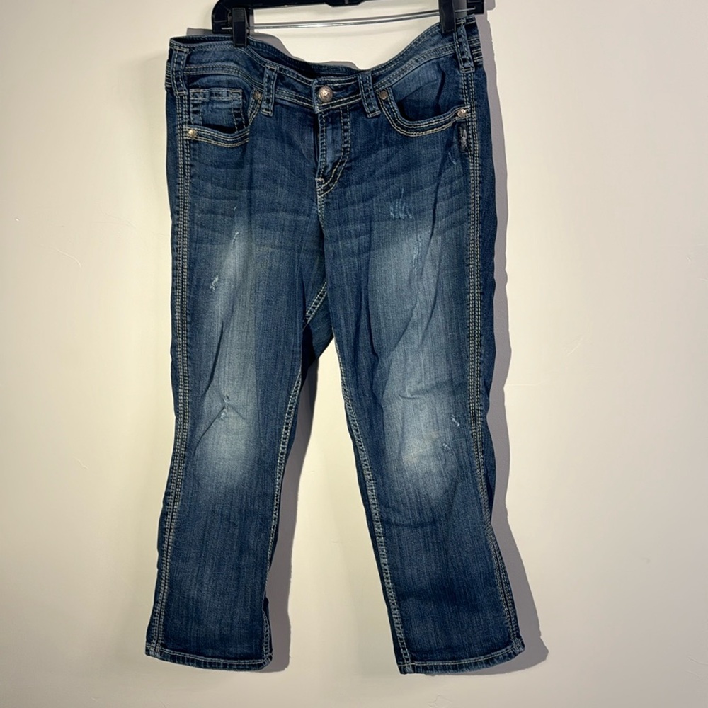 Silver Jeans: Twisted capri crop, Size 16